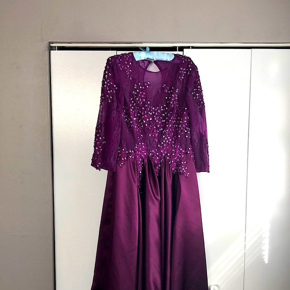 Stunning Cocktail Dress - Picture 1 of 5